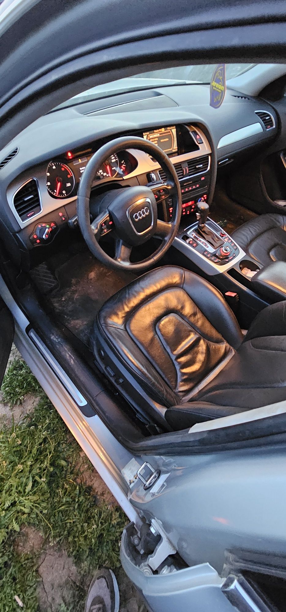 Dezmembrez/Dezmembrari Audi A4 B8 2.0 TDI CAGA Automată/Manuală