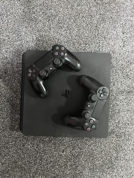 PlayStation 4- 1 TB
