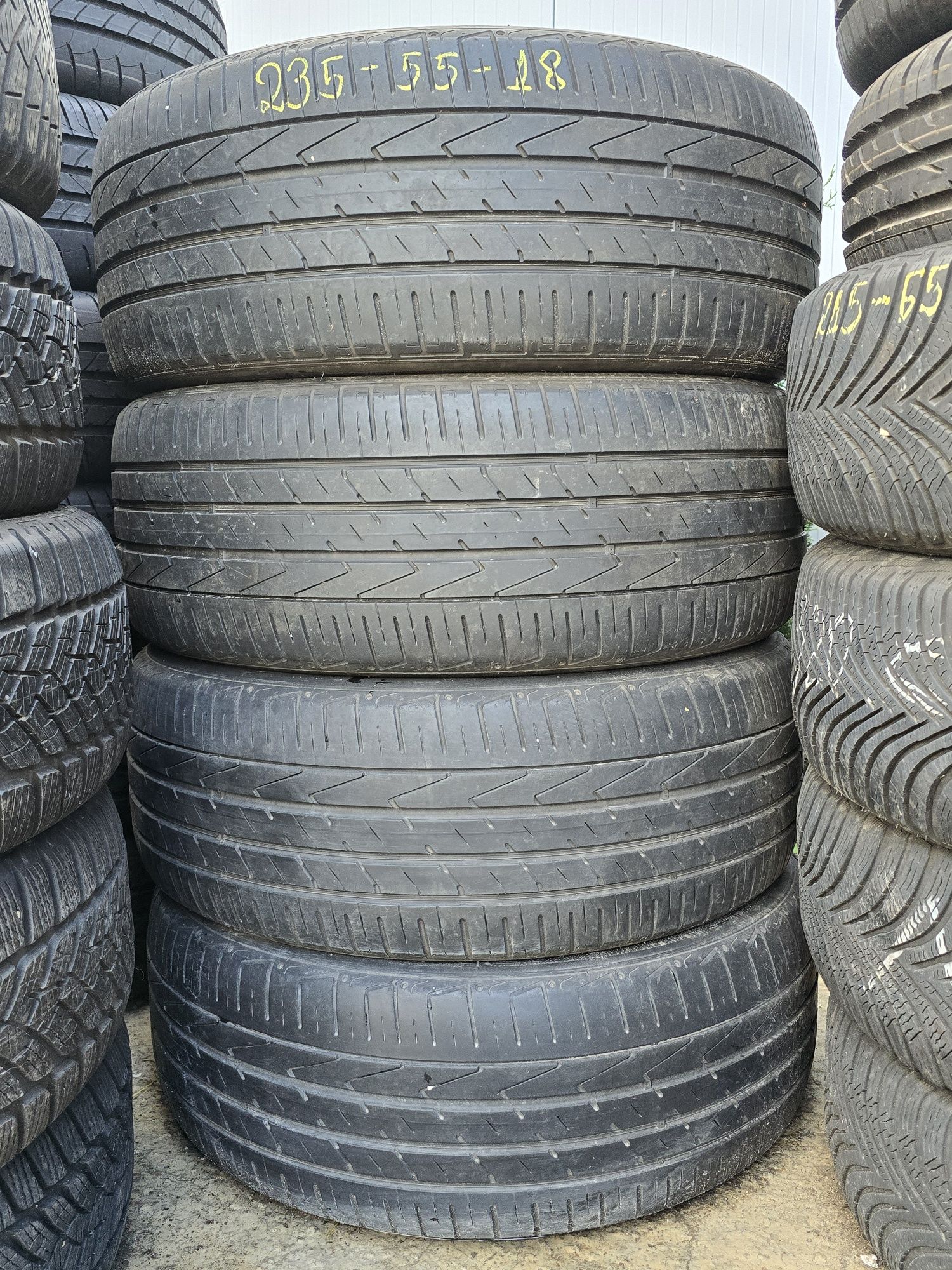 4 Броя 235/55/18 Hankook 2x5mm 2x4,8mm
