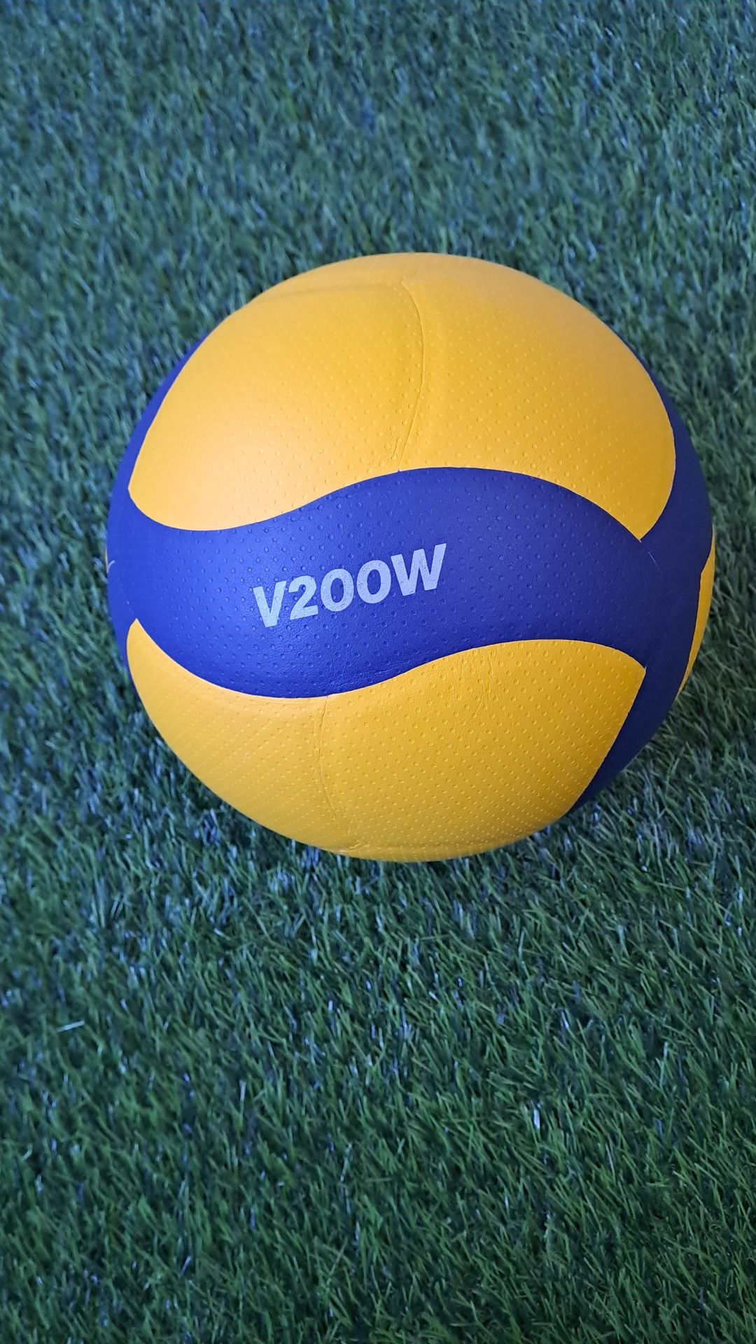 Волейбольный мяч Mikasa V200W, V300W