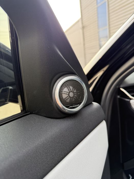 Range rover Evoque P300e