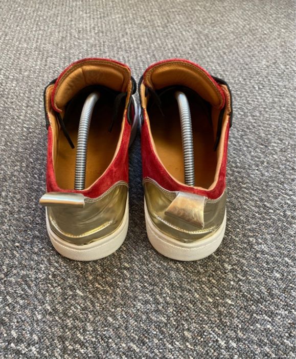 Christian Loubutin low Spike marime 43