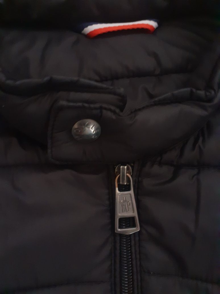 Geaca moncler 100% originala