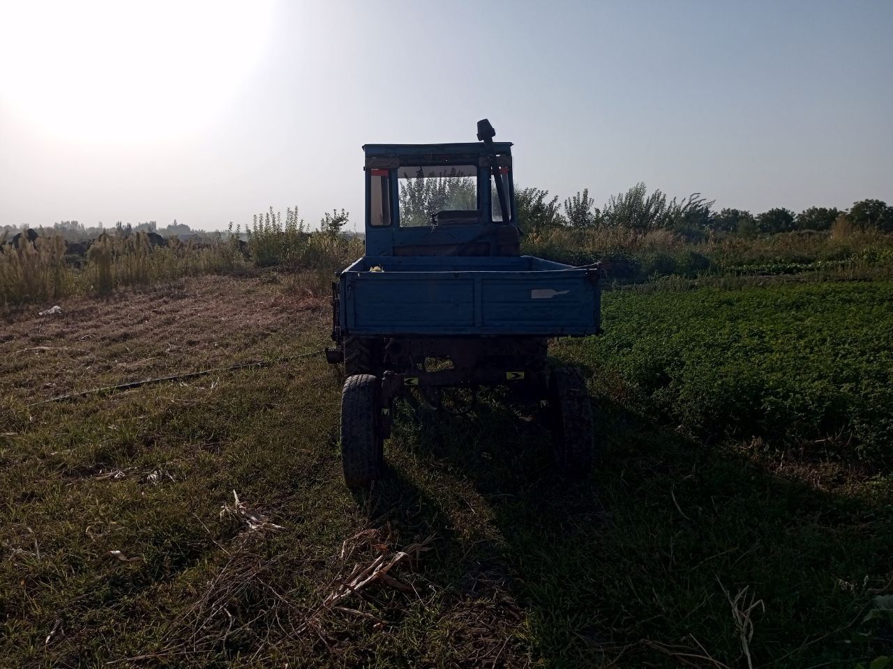 Traktor Beda uradigan xdirli