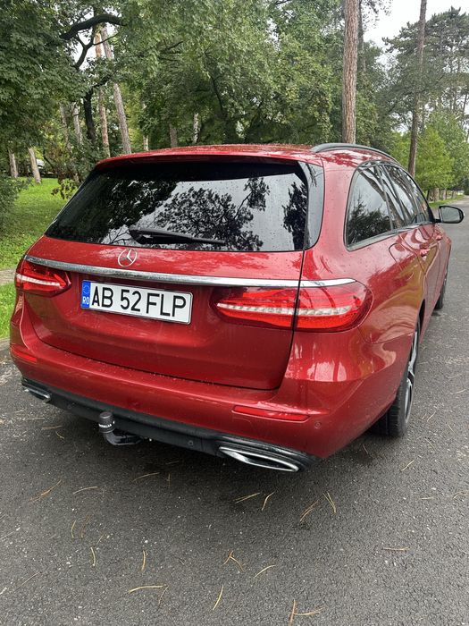 Mercedes E 220Diesel/electric