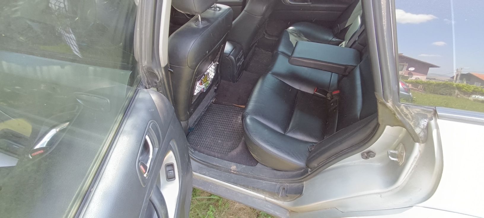 Продавам Subaru Outback 2.3 бензин на части