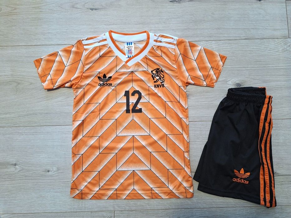 Детски екип на Рууд Гулит и Марко ван Бастен ретро Холандия!!!