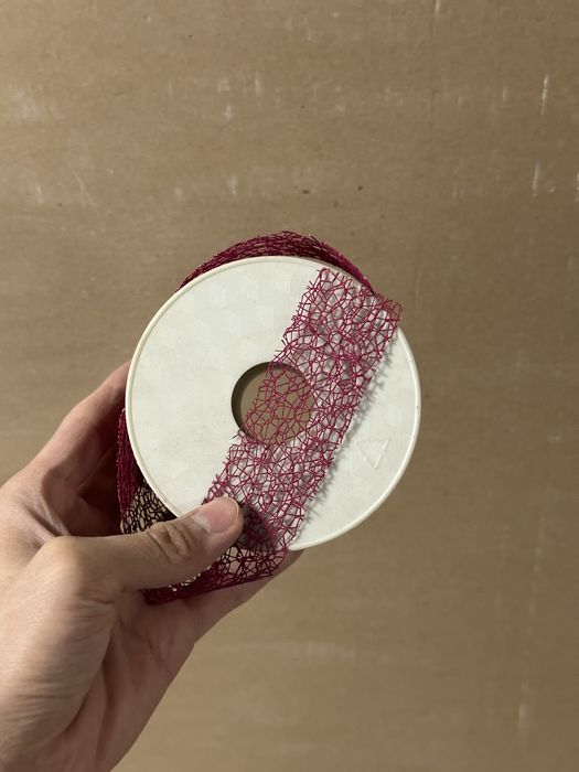 Лента в бордовом цвете