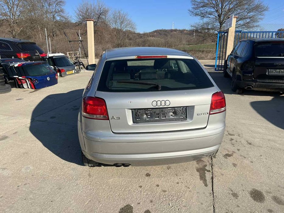 Audi A3 2006гкод на мотора BKC