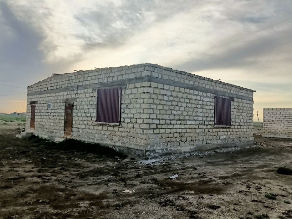 Болашактан жер сарайымен сатылады