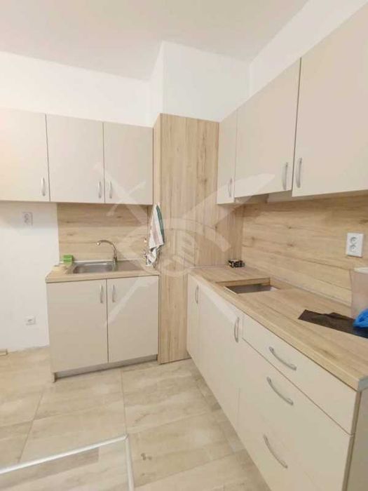 Продава се Двустаен апартамент в Бургас, Меден рудник - зона А - 75 кв.м за 840 €/кв.м - Снимка #1