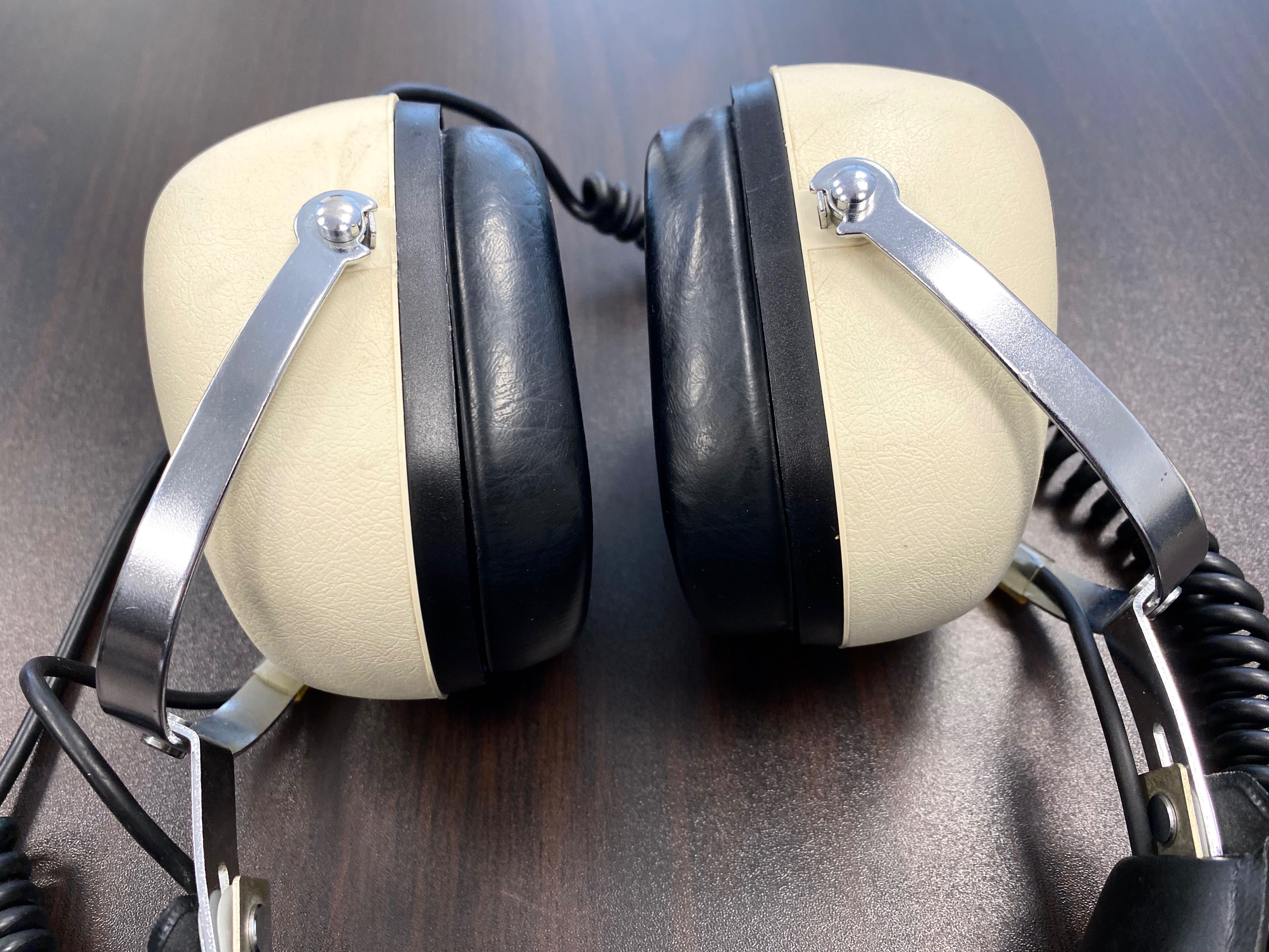 Super Vintage слушалки Sansui