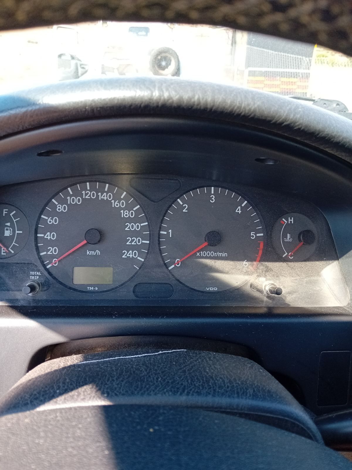 Toyota Avensis 2.0 TD 2001 година , комби на части