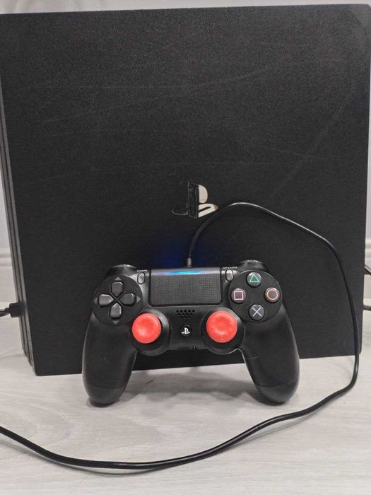 Ps4 pro в идеальном состоянии