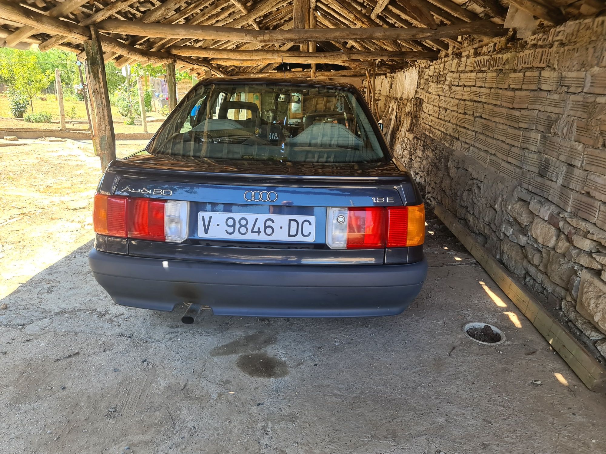 Audi 80 1.8 E 112кс.