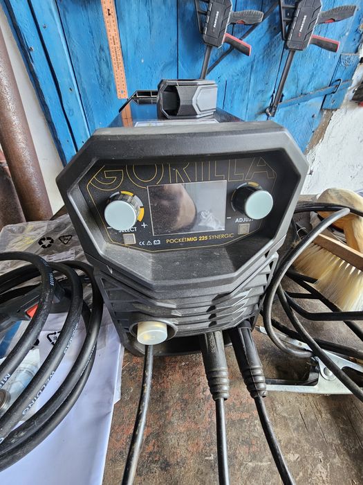 iweld pocketmig 225 synergic 200a