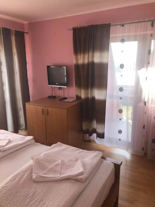 Cabana / Pensiune de inchiriat cu ciubar , sauna