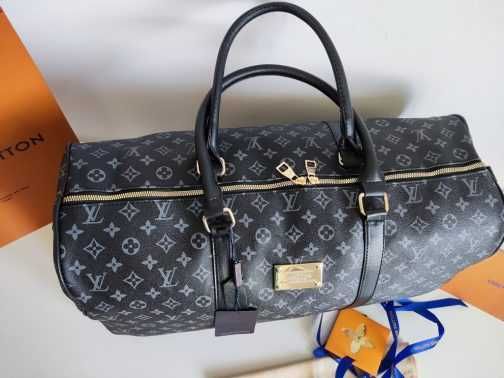 in stoc Voiaj, geanta sport Louis Vuitton 56-55