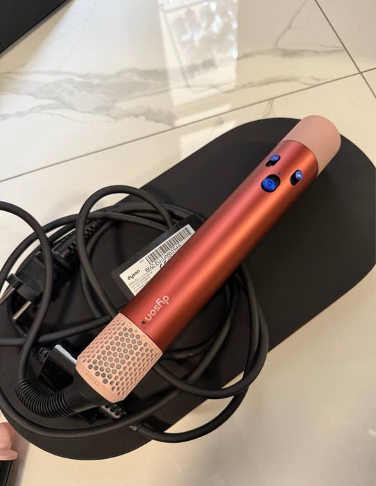 Dyson Airwrap като нов
