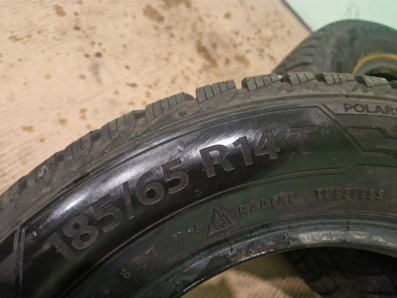2 Barum R14 185/65/ 
зимни гуми 
DOT2420