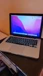 Macbook Pro i5 .