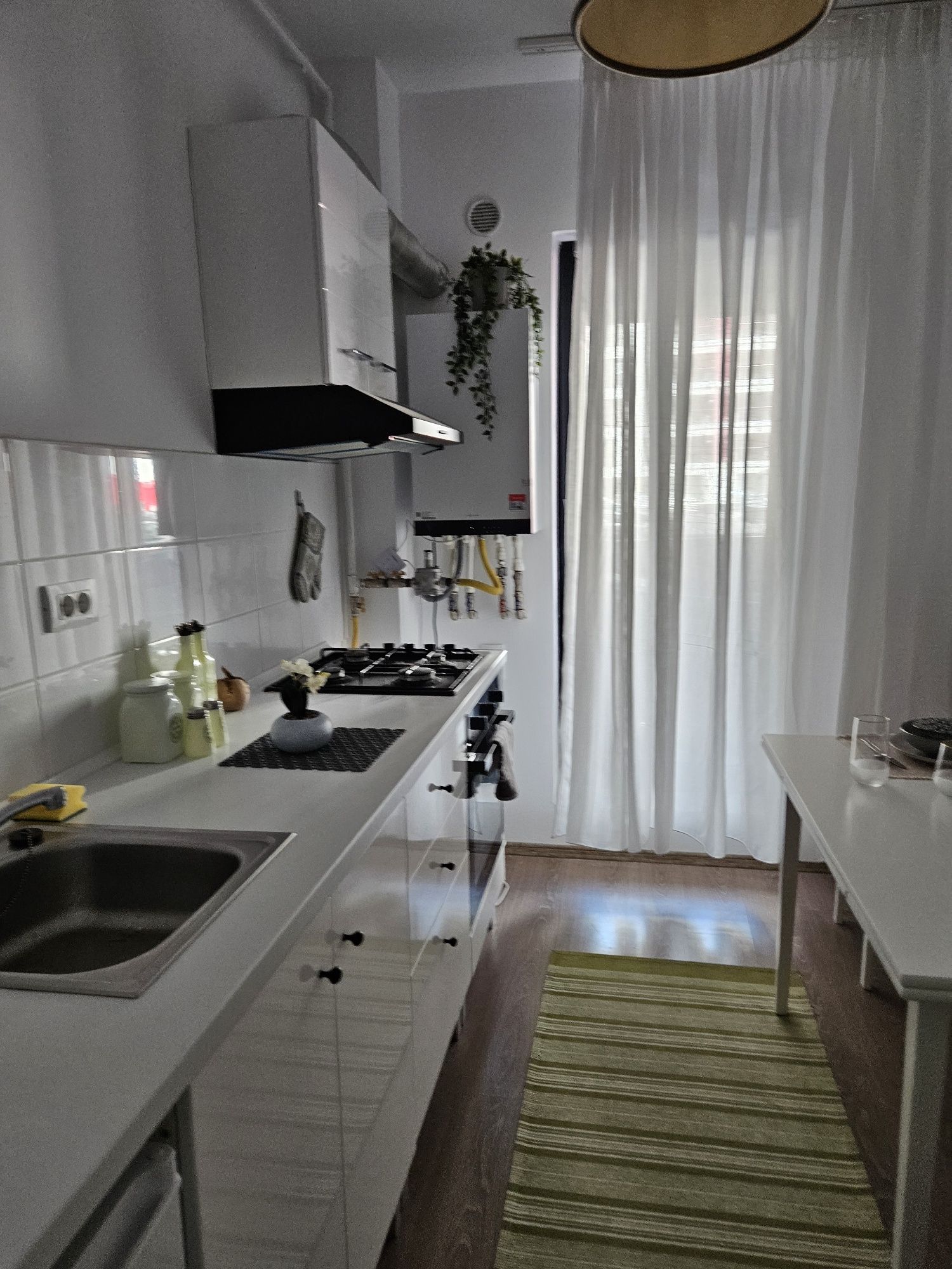 Închiriez garsoniera Exigent Plaza
