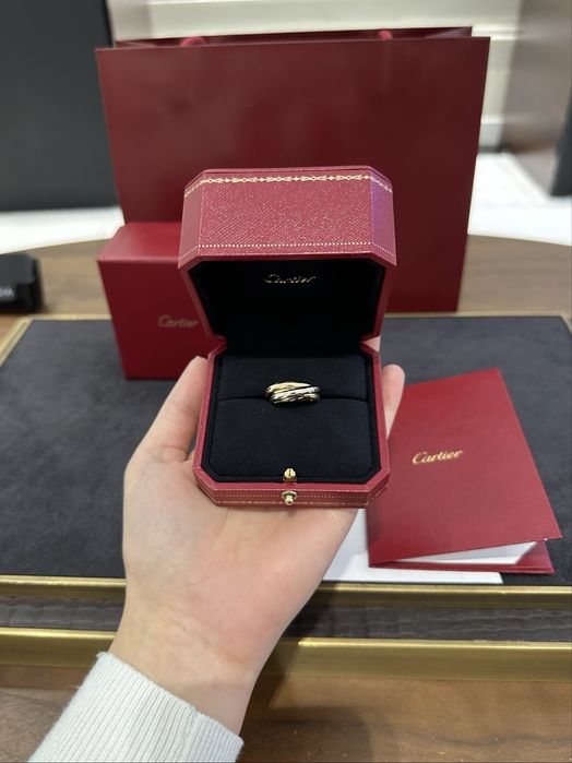 NEW Кольцо Cartier Trinity Classic Model B423420