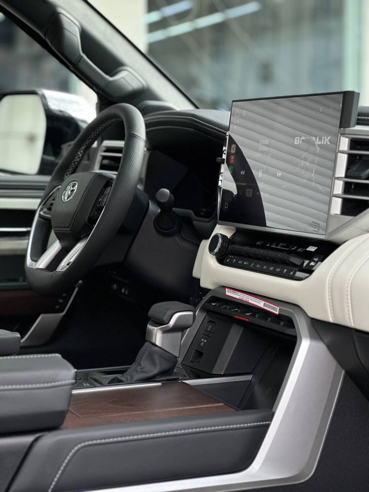 Toyota Sequoia iForce Max Capstone