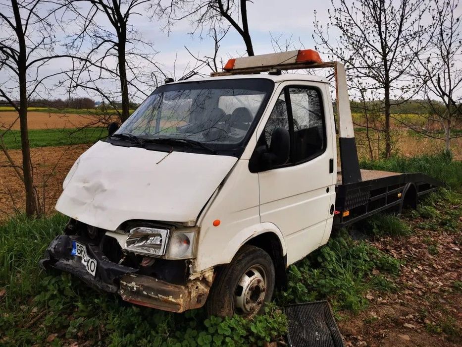 Dezmembrez Ford Transit , an 1998, motor 2.5 td, 76cp, cod motor 4hb  cutie de viteze manuala  dezmembrari