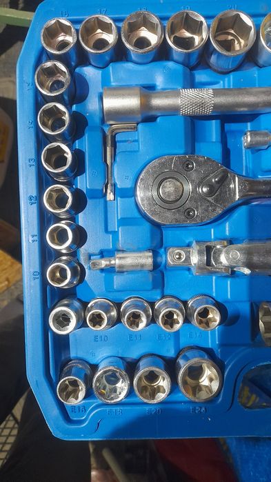 Trusa 108 piese tubulare și biti