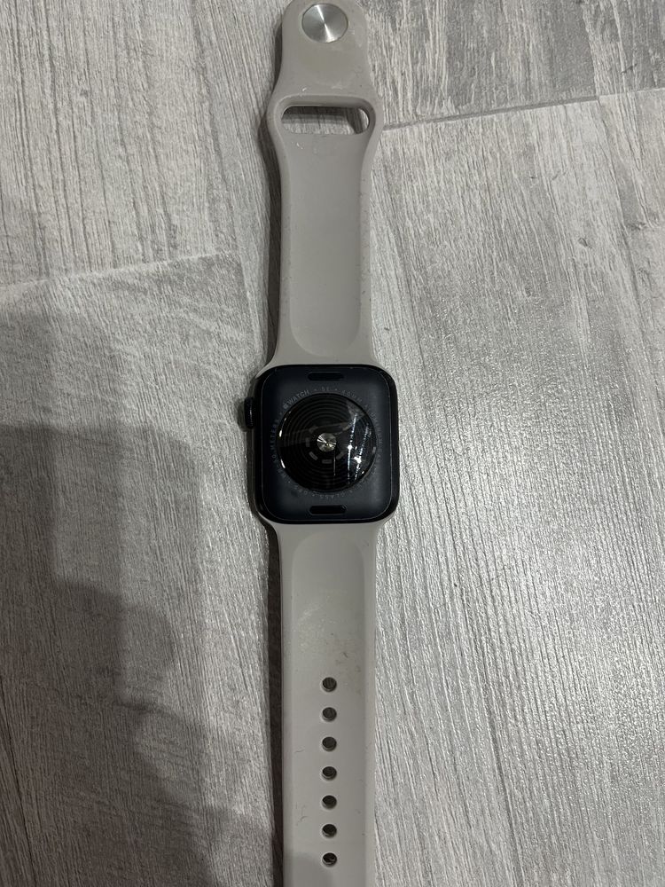 Продам Apple Watch