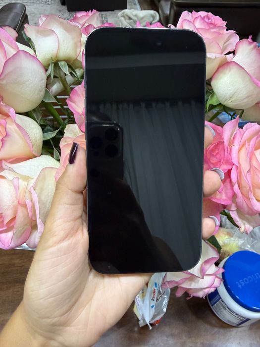 iPhone 14 Pro deep purple