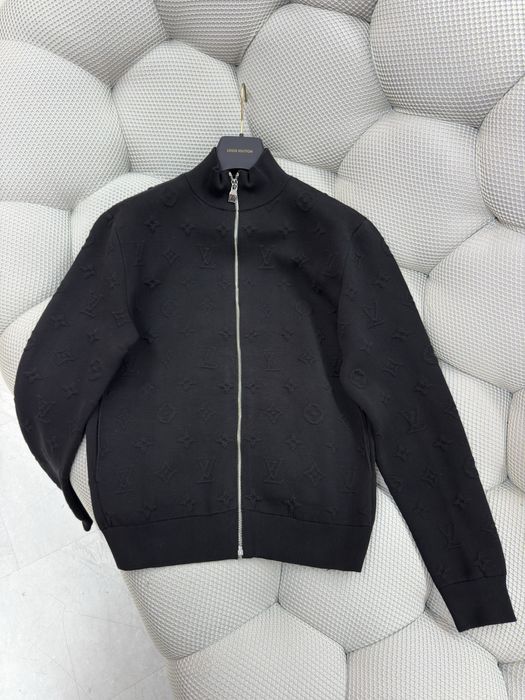 Louis V мъжка горница