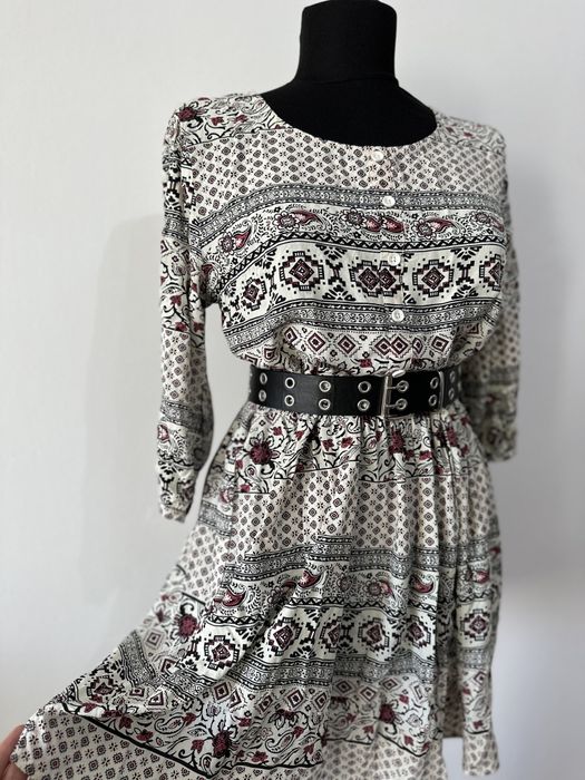 Rochie cu model traditional