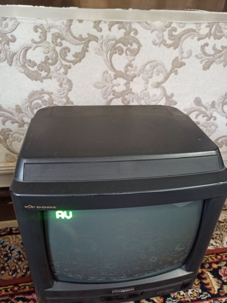 Panasonic TC-14L 3R. Старый телевизор