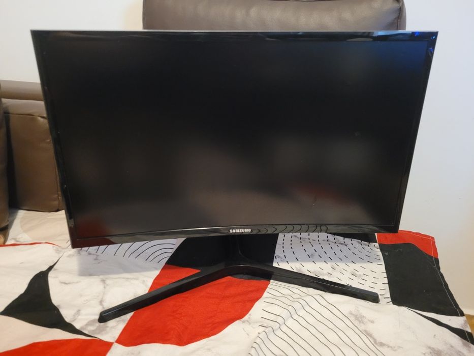 Monitor gaming curbat