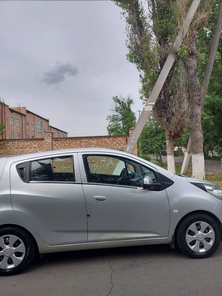 2015 spark avtomat
