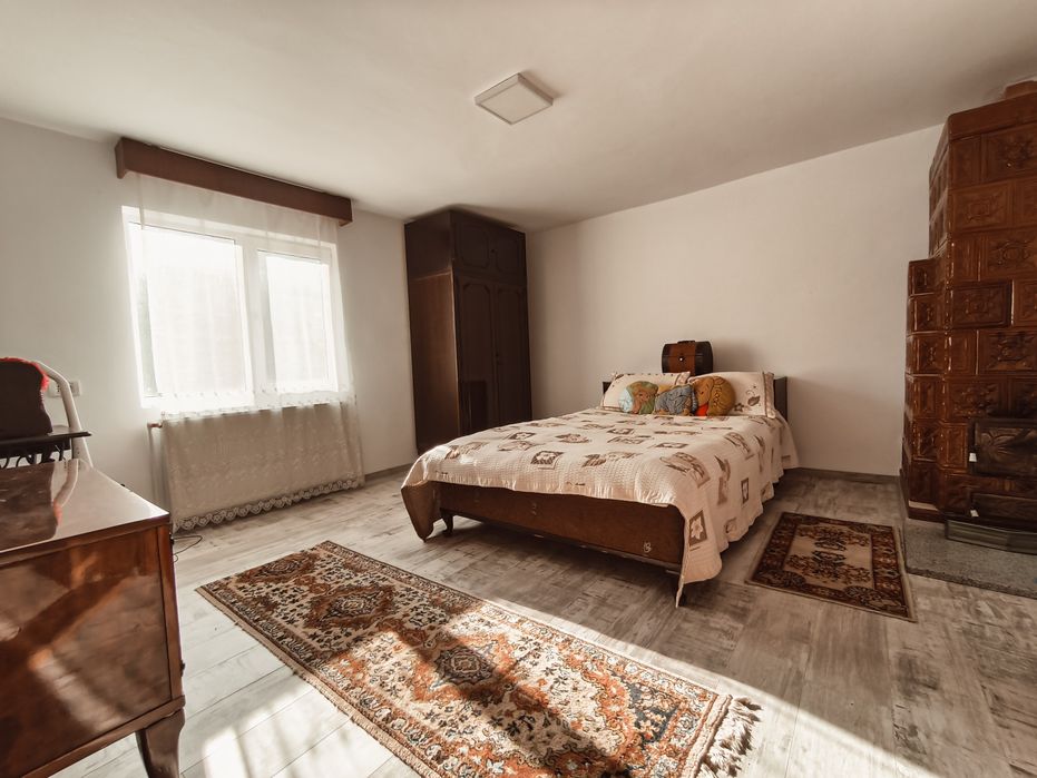PROPRIETAR Vand casa P+1+M, Crasna, Jud. Gorj