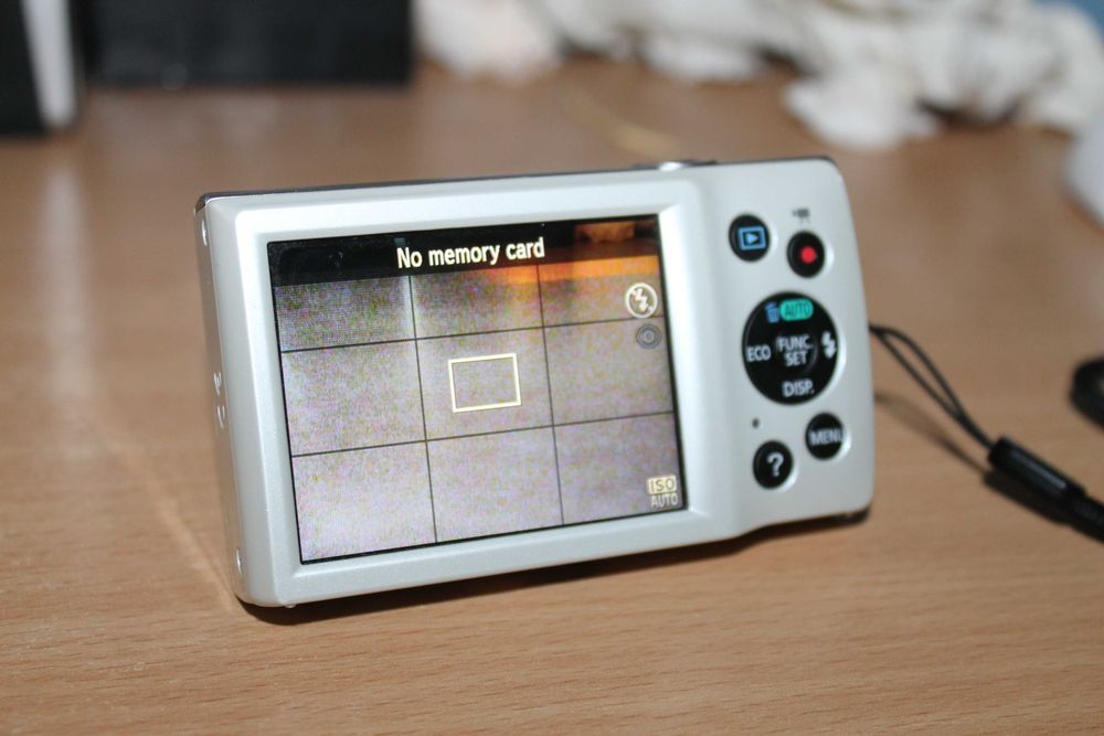 Canon Ixus 160 fara incarcator si card sd