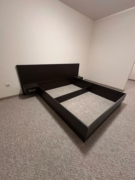 Гардероб, рамка за спалня, шкафчета за кухня и диван  за 100 лева