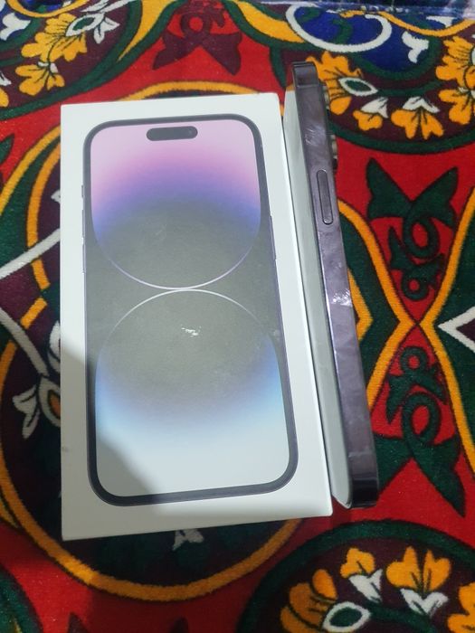 IPhone 14 pro deep purple