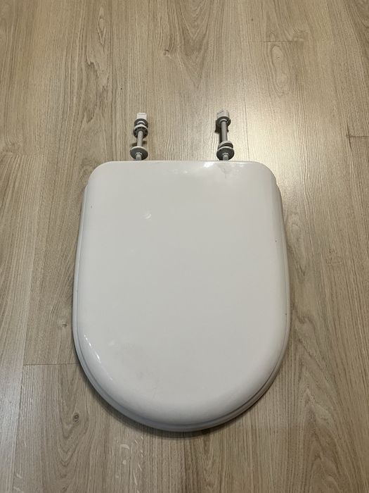 Сиденье для унитаза НОВОЕ