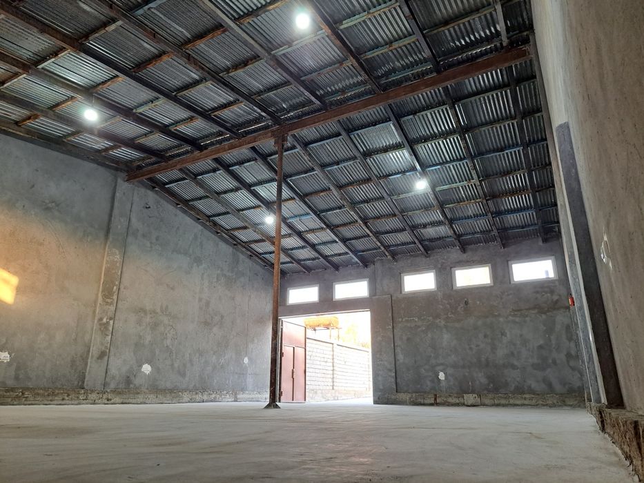 Сдаётся в аренду 3.2 соток для склада или малого бизнеса.
Рядом с FOOD