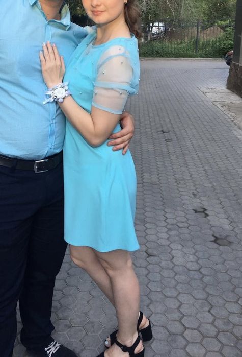 Вечерние платья в отличном состоянии