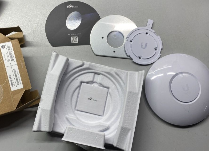 Продам точку  доступа unifi 6 lite