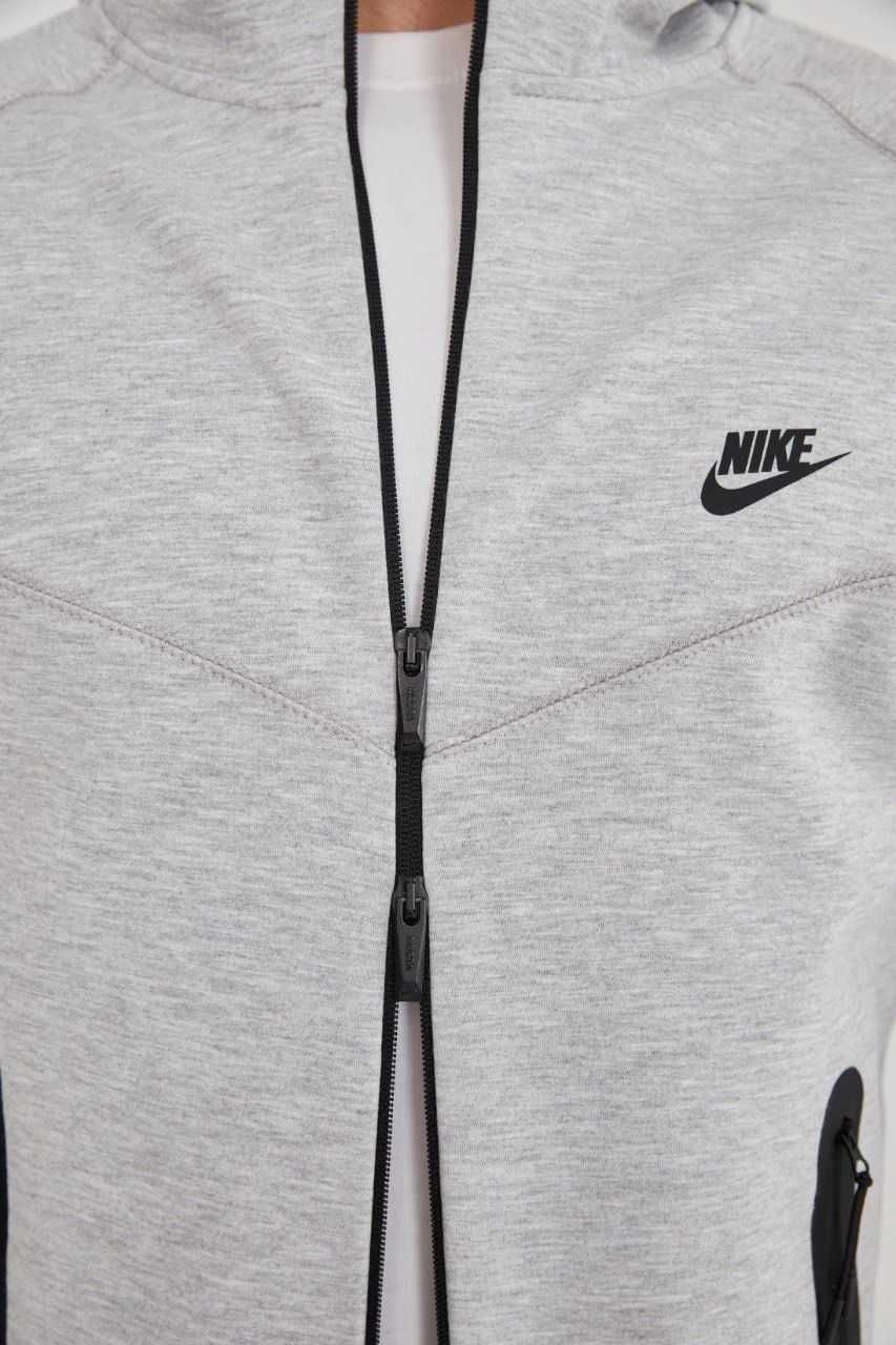 Trening Nike Tech Fleece  Model NOU 2024 -Calitate Premium baieti fete