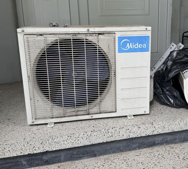 2 бр. Външни тела за климатик Midea 24