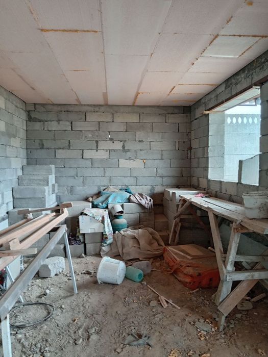 Зудлик билан учаска сотилади