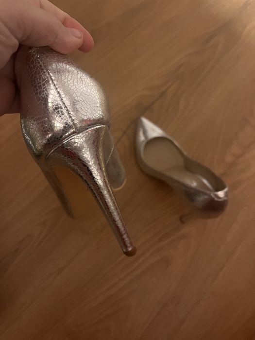 Pantofi stiletto argintii  39