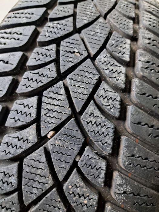 4 anvelope iarnă 205 55 r16 Dunlop